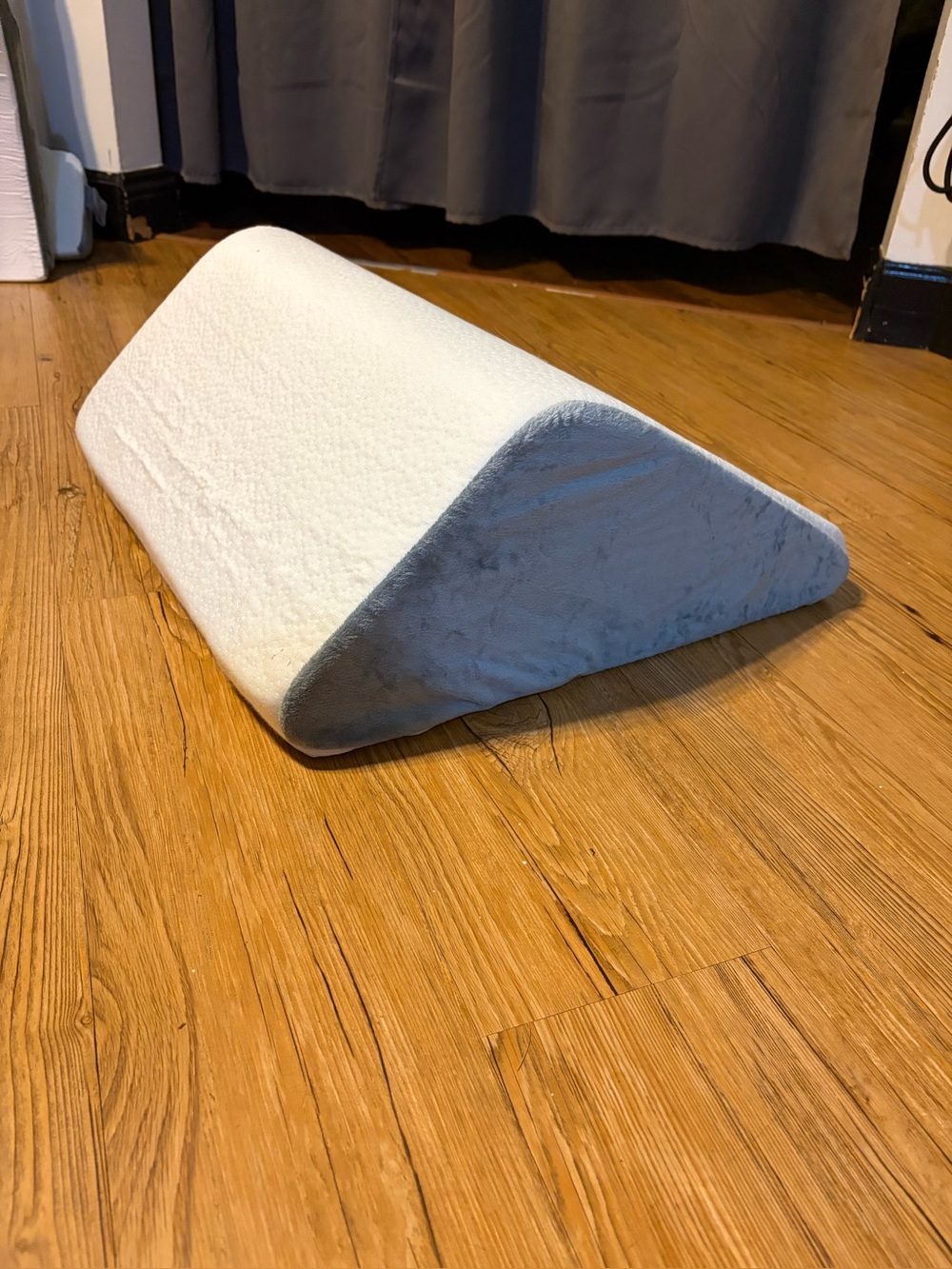 wedge pillows